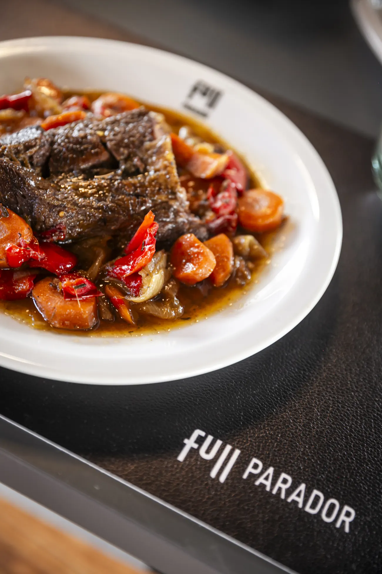 Plato servido en Full Parador